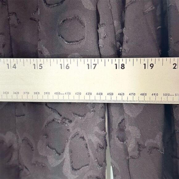 Wilfred by Aritzia Black Textured Floral Blouse S Romantic Goth Cottagecore Top - Picture 5 of 10